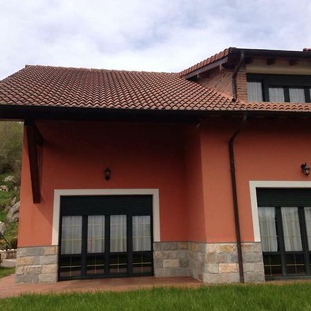 Casa Llampedro Villa Canales  ภายนอก รูปภาพ
