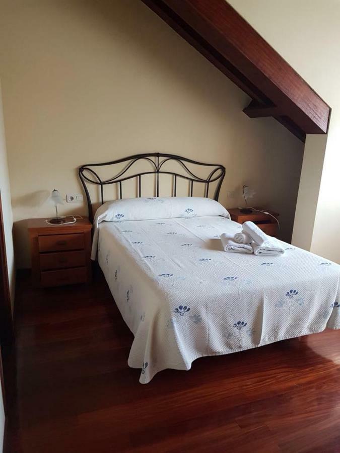 Casa Llampedro Villa Canales  ภายนอก รูปภาพ